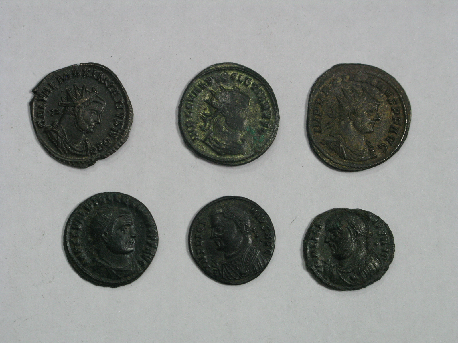 Six Roman IV Century Antoniniani and AE4 Diocletian Maxmiminus II Licinius I, very fair overall.