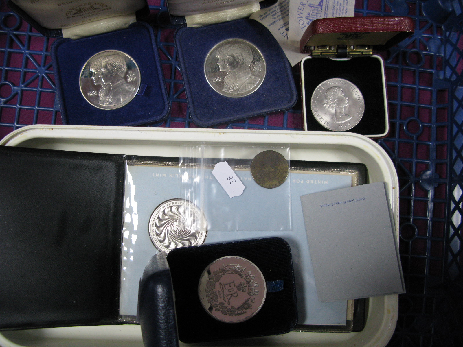 A Cased Silver Jubilee (Queen Elizabeth II) Commemorative Medal, First Day Cover July 9th 1970,