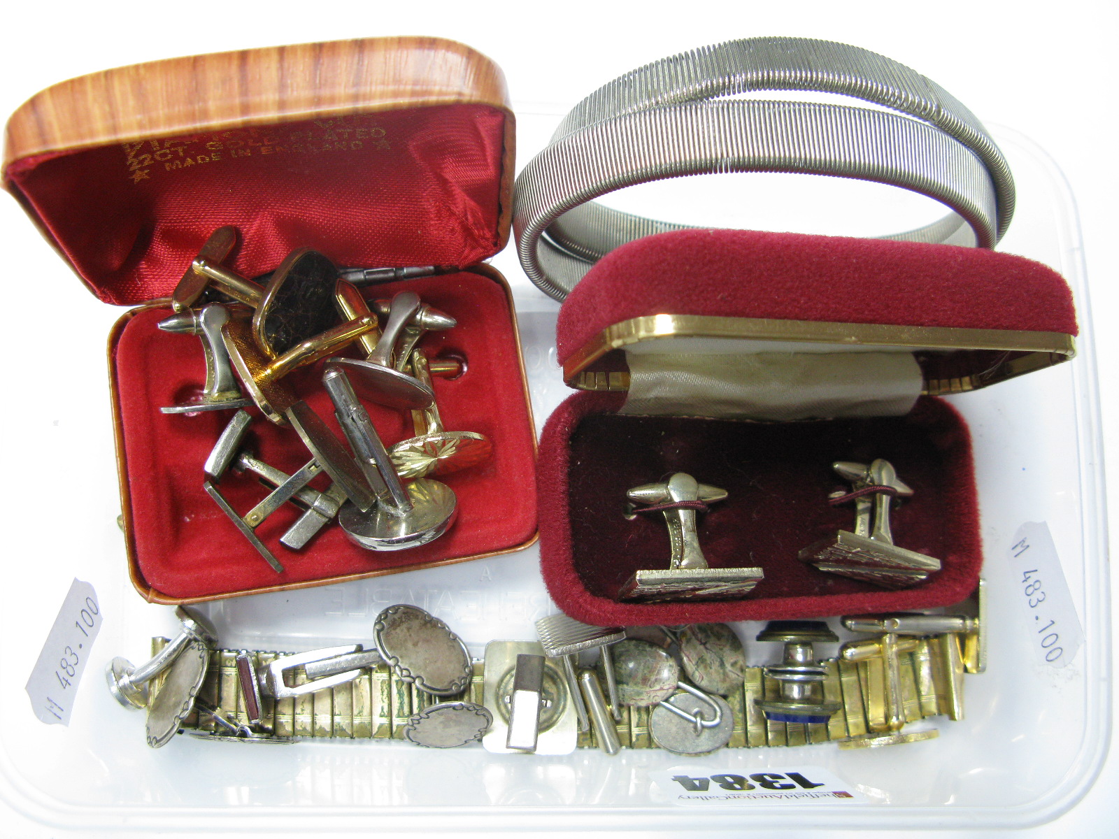 A Pair of K&EC Swedish Gent's Cufflinks, stamped "B9"; together with further gent's cufflinks, etc.