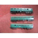 Tri-ang 'OO' Gauge/4MM Ref R156 Three Car D.M.U, BR green, unboxed, condition playworn, square end