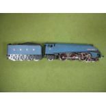 A Wrenn 'OO' Scale 4-6-2 A4 - Sir Nigel Gresley' and Tender, very good, unboxed.