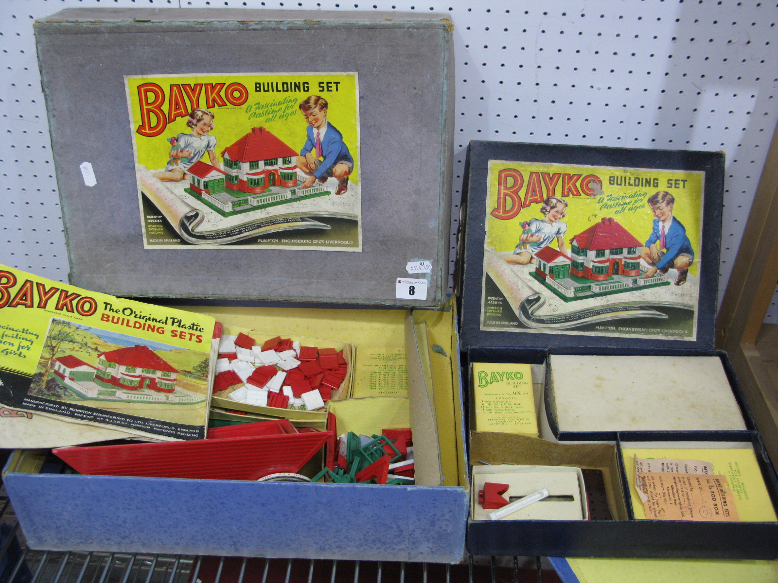 Two Post War Bayko Plumpton Engineering Co, Building Sets, Set 0, Set 3, both boxed, unchecked for