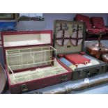 Brexton 1950's Travelling Bottle/Drinks Set and Hamper Box. (2)