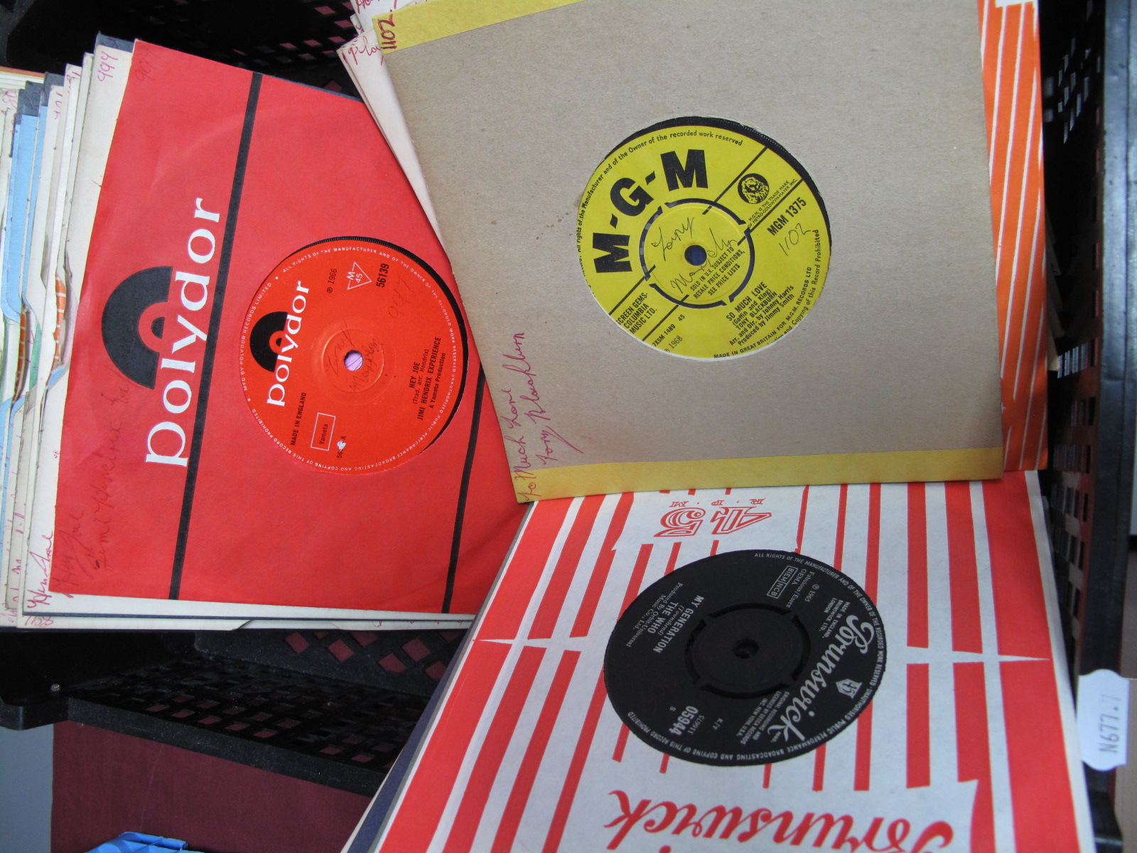 60's 45's A Collection to Include, 6 x The Who (My Generation, I Can's Explain); 8 x Rolling