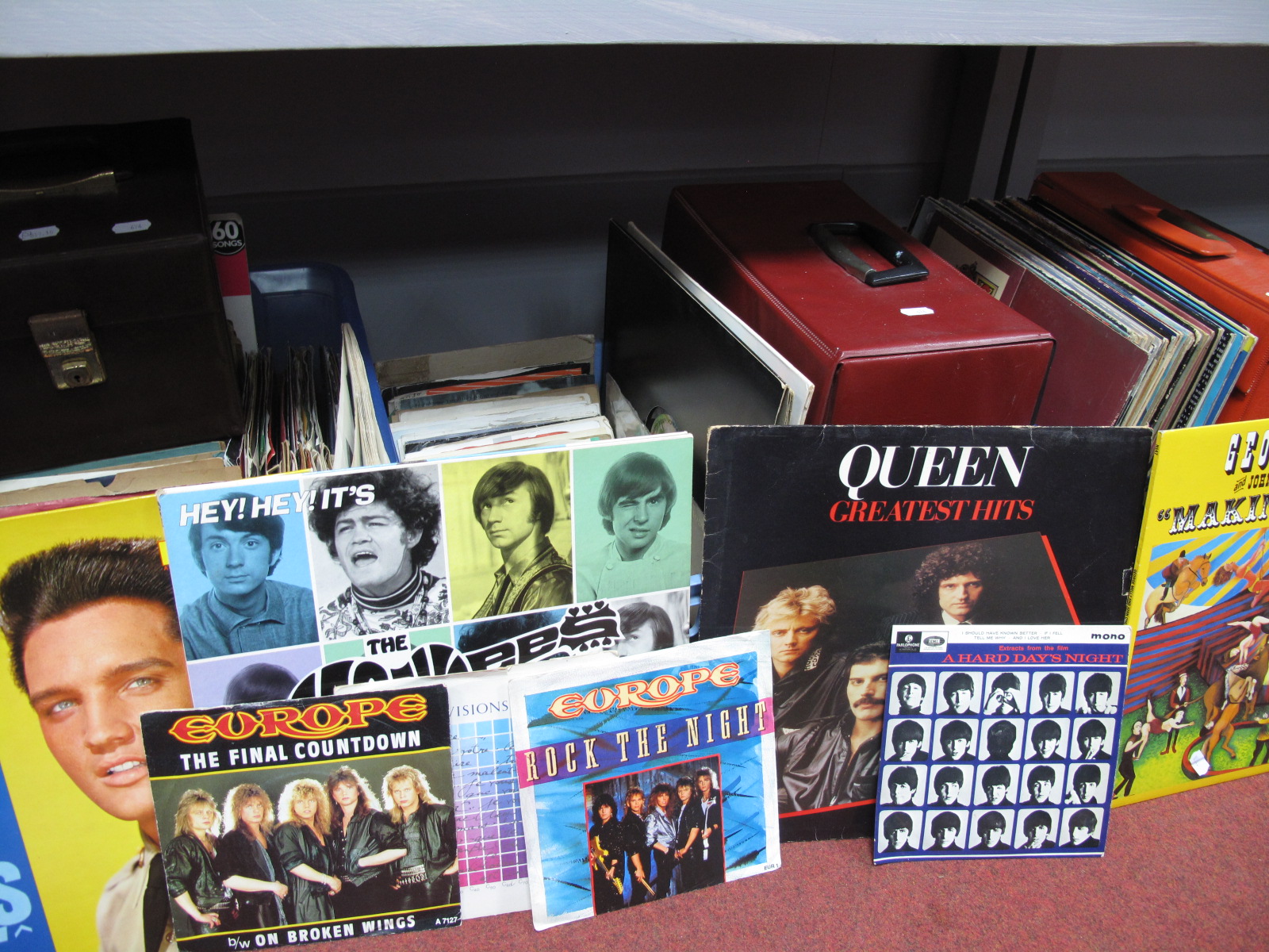 A Mixed Collection of LPs, 7", E.P's, to include Queen, Beatles (Hard Days Night E.P, blue), Joan