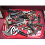 Cobblers Tools, pistol grip leather strip cutting gauges, scratch compass, grips, cutting tools,