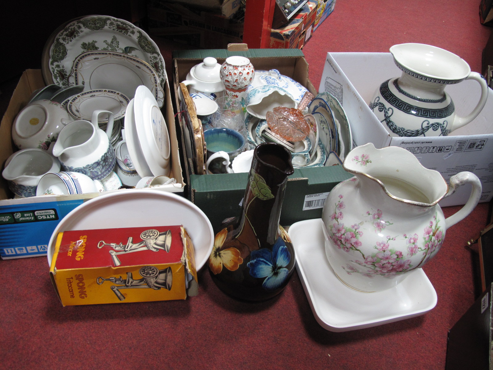 Portmeirion Small Chamberpot, Pontesa Toledo jugs, Coalport 'Mignon' and 'Sherborne', Denby and