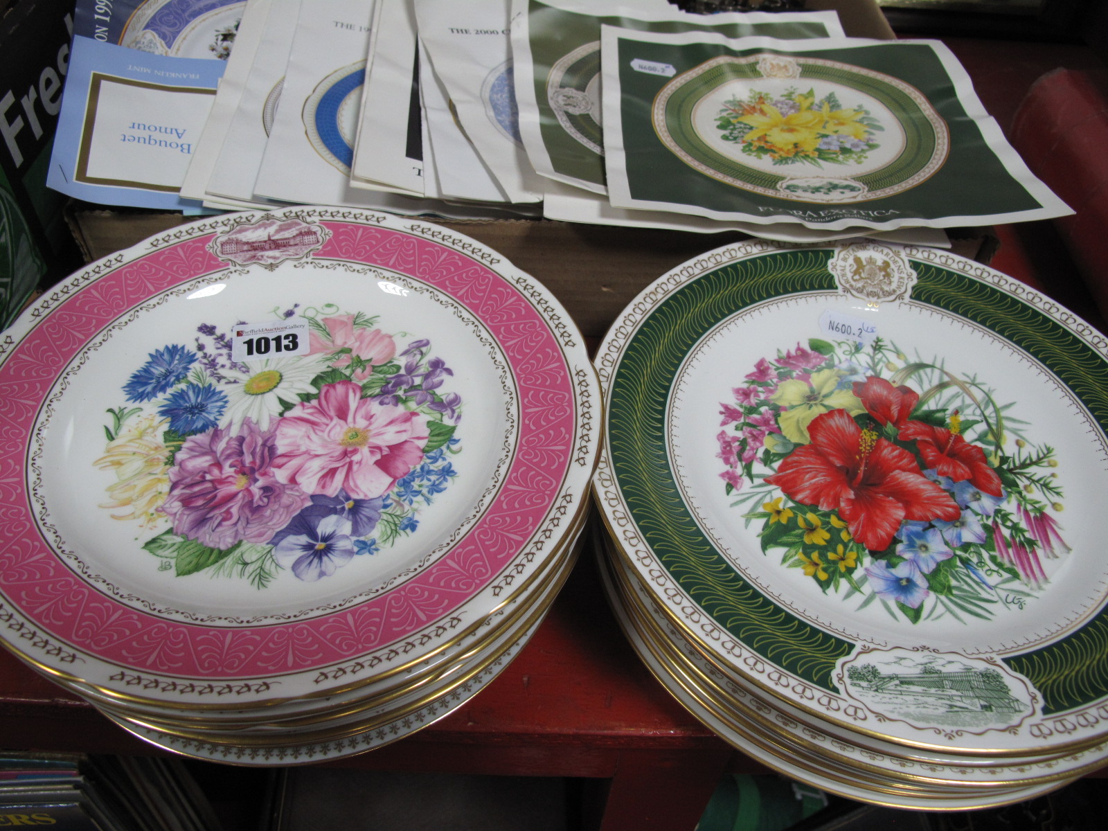 Chelsea Flower Show Porcelain Year Plates, two Royal Botanic Gardens Kew year plates (some with