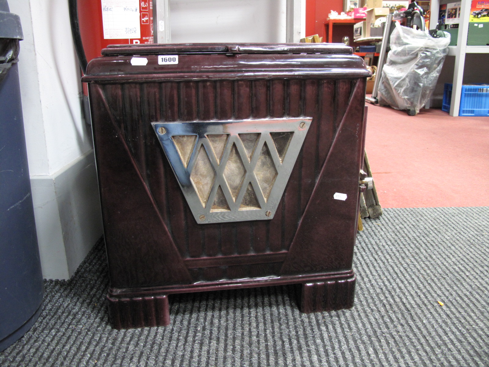 A Modern Stove, bamboo effect top vent chrome grill.