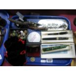 A Crumb Scoop, pickle fork, Parker hooded nib fountain pen and another in box with instructions, a