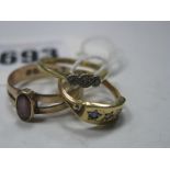 An 18ct Gold Victorian Style Dress Ring, with inset highlights, bifurcated openwork shoulders, an