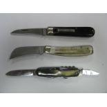 Penknives, Sheffield bone handled pruner, plus penknife stamped Venture, plus one other. (3)