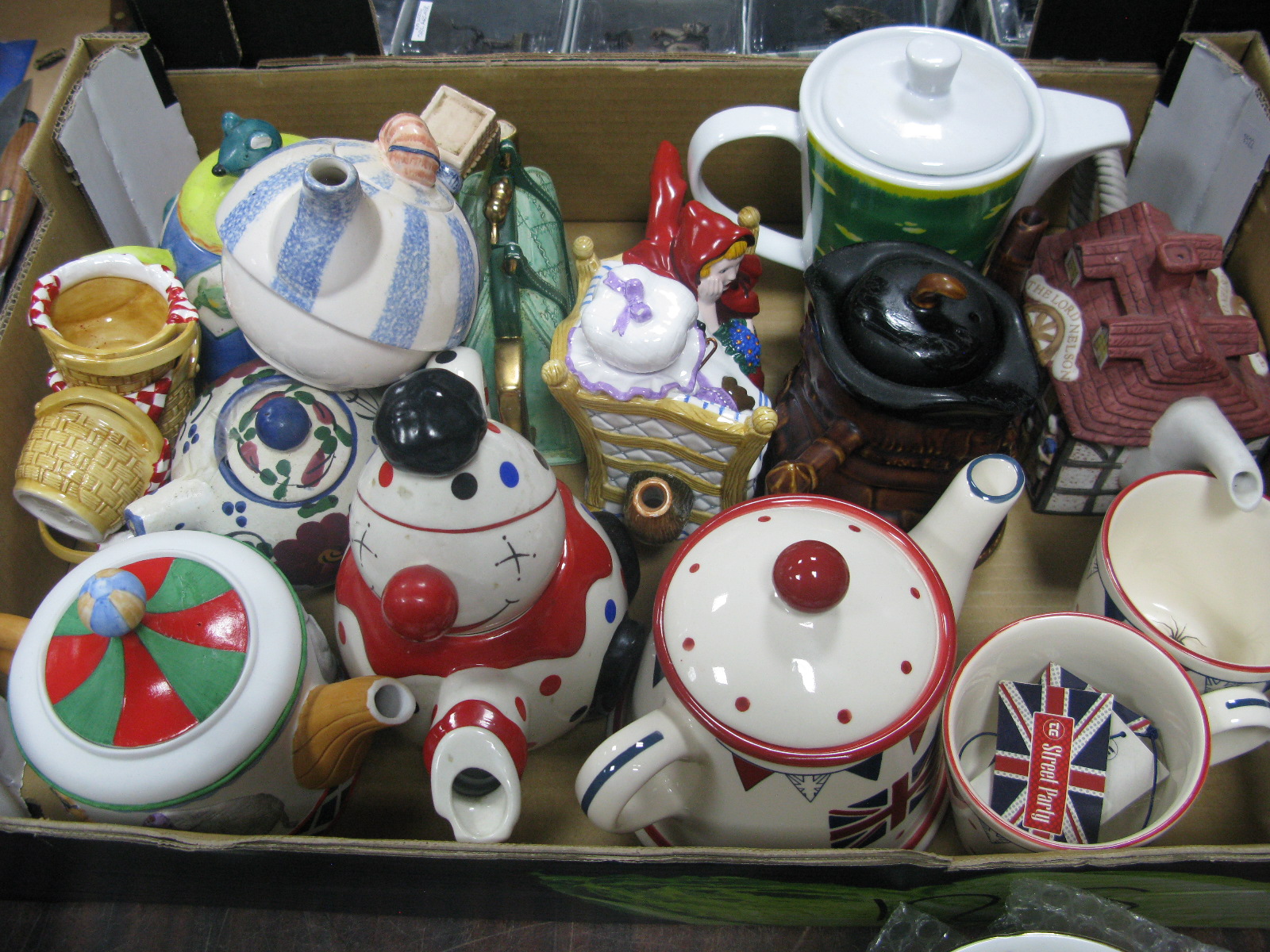 Christopher Wren, Staffordshire "Circus" Novelty Tea Pot, and other novelty tea pots:- One Box
