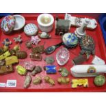 Arcadian Crested Zeppelin, Shelley crested model of a longcase clock, Wade Whimsies etc:- One Tray