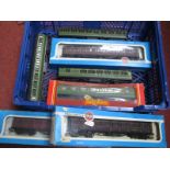 Seven "OO" Gauge/4mm Eight Wheel Passenger Coaches, Hornby R441 southern green 1st/3rd composite,