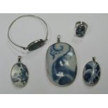 A Collection of Jewellery, each oval collet set with a fragment of antique Chinese blue and white