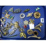 Trifari, Napier, "Rolled Gold" and Other Assorted Costume Brooches:- One Tray