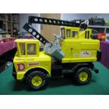 A Tonka Large Scale Steel Model Toy Crane, complete with bucket.