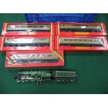 Hornby "OO" Gauge/4mm Class A1 4-6-2 Steam Locomotive and Eight Wheel Tender, LNER green "Royal