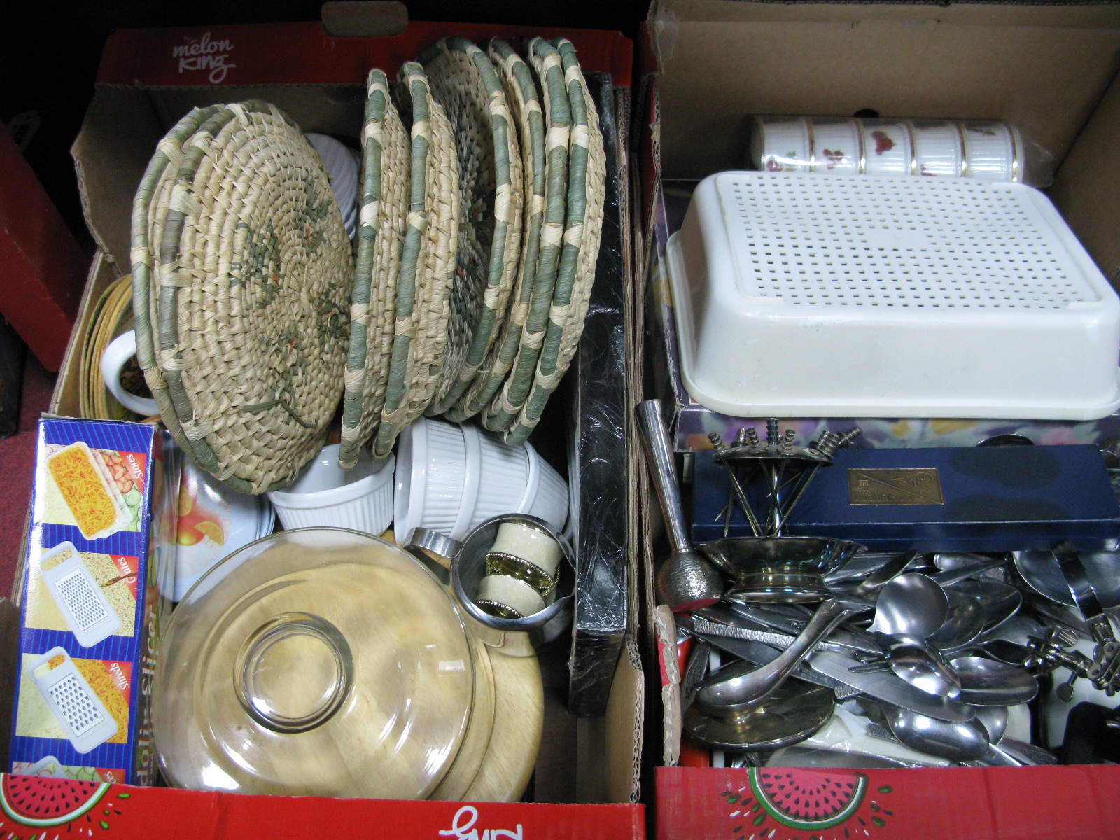 A Quantity of Kitchenware, including kettle, place mats, stainless steel cutlery, Coalport cake