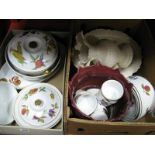 Worcester 'Evesham' Oven to Table Ware, of sixteen pieces, cream ware jug, bowl and soapdish,