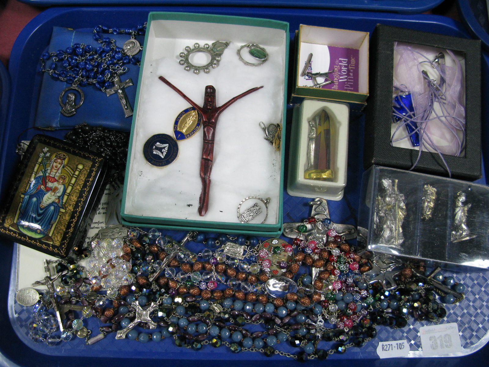 A Selection of Religious Pieces, including Rosary Beads, ornaments, pendants/medals, "The Union of