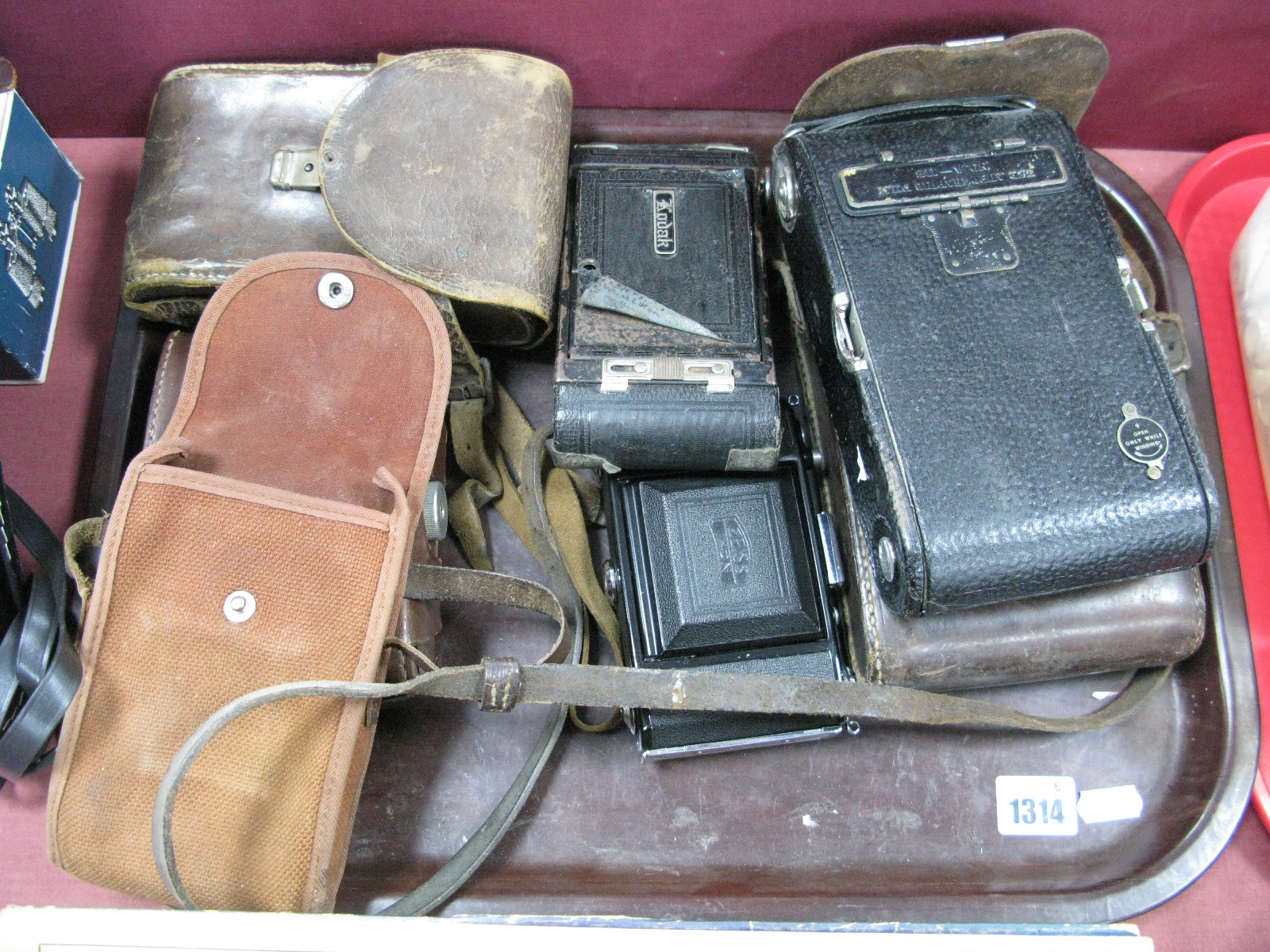 Zeiss Ikon Camera, 1:63 f=75mm, Agfa Solette camera, Kodak camera etc:- One Tray.