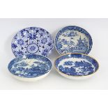 FOUR EARLY ENGLISH BLUE AND WHITE BOWLS, C. 1800