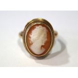 9 CT. GOLD CAMEO RING