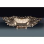 LARGE VICTORIAN SHEFFIELD PLATED FRUIT BASKET