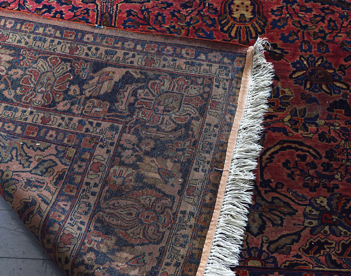 LARGE EARLY TWENTIETH-CENTURY PERSIAN CARPET - Image 3 of 3