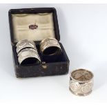 CASED SET OF FOUR SHEFFIELD NAPKIN RINGS