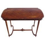 VICTORIAN WALNUT OCCASIONAL TABLE