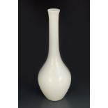 CHINESE PORCELAIN BOTTLE SHAPED MONOCHROME VASE