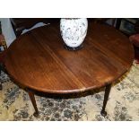 GEORGE II PERIOD MAHOGANY GATE LEG TABLE