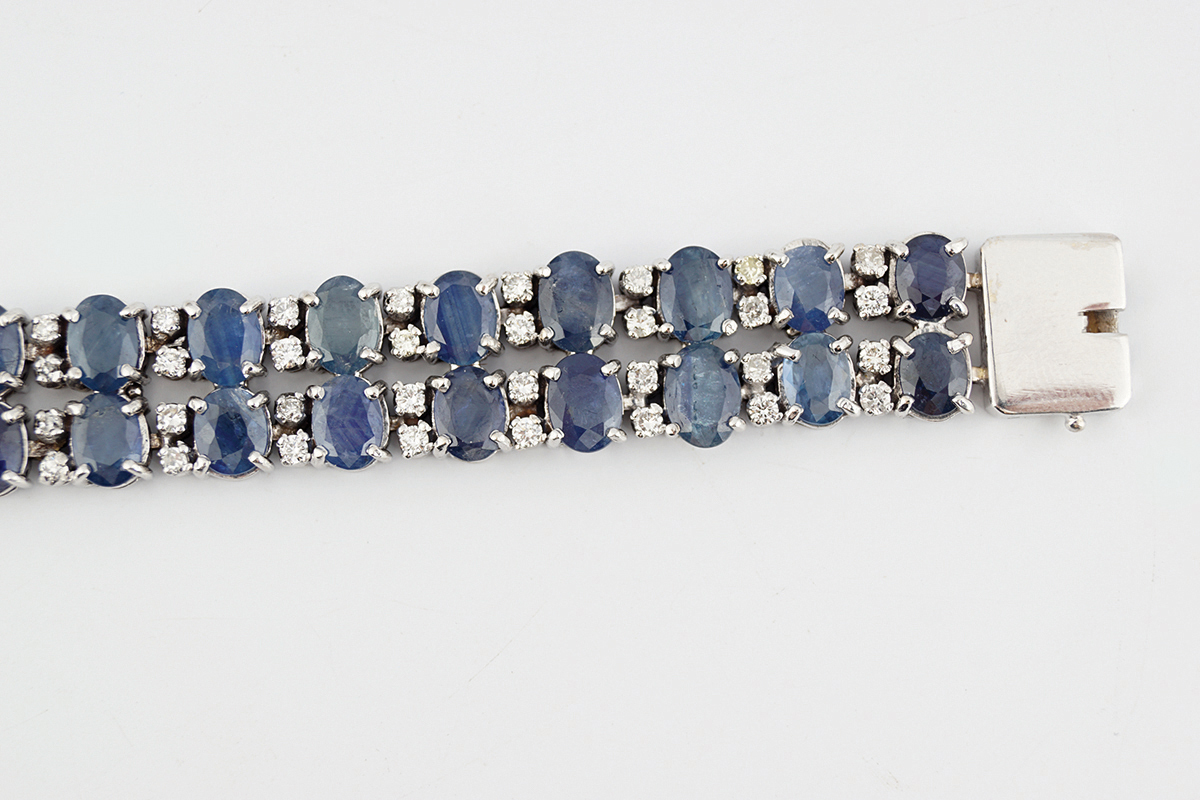 18CT WHITE GOLD SAPPHIRE AND DIAMOND DOUBLE BRACELET - Image 2 of 3