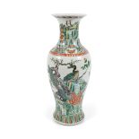 CHINESE QING PERIOD FAMILLE VERT VASE