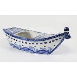 19TH-CENTURY ORIENTAL BLUE AND WHITE BOWL