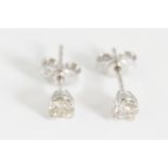 18 CT. WHITE GOLD STUD EARRINGS