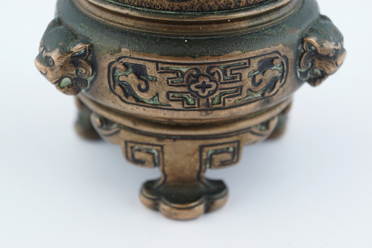 CHINESE BRONZE CANDLESTICK - Image 2 of 5