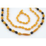 CHINESE LONG AMBER NECKLACE