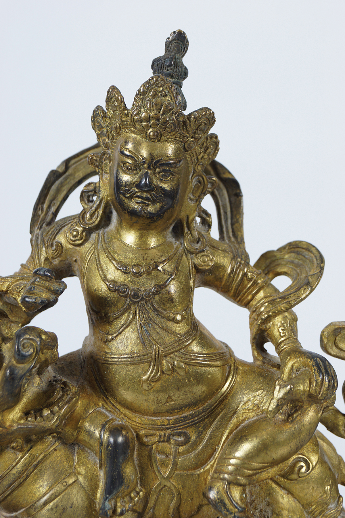 CHINESE QING GILT BRONZE BUDDHA - Image 2 of 5