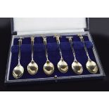 BOXED SET OF 6 SILVER GILT TEA SPOONS