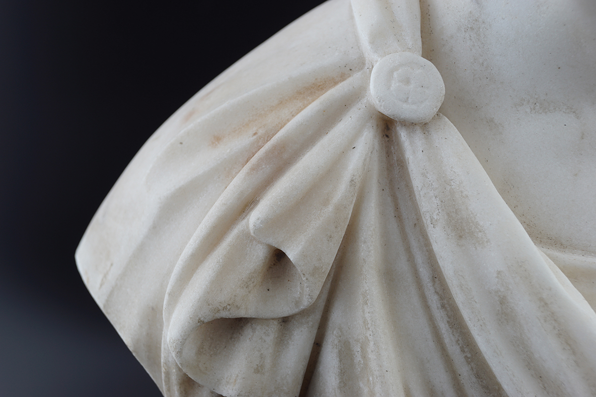 18TH-CENTURY MARBLE BUST - Image 5 of 6