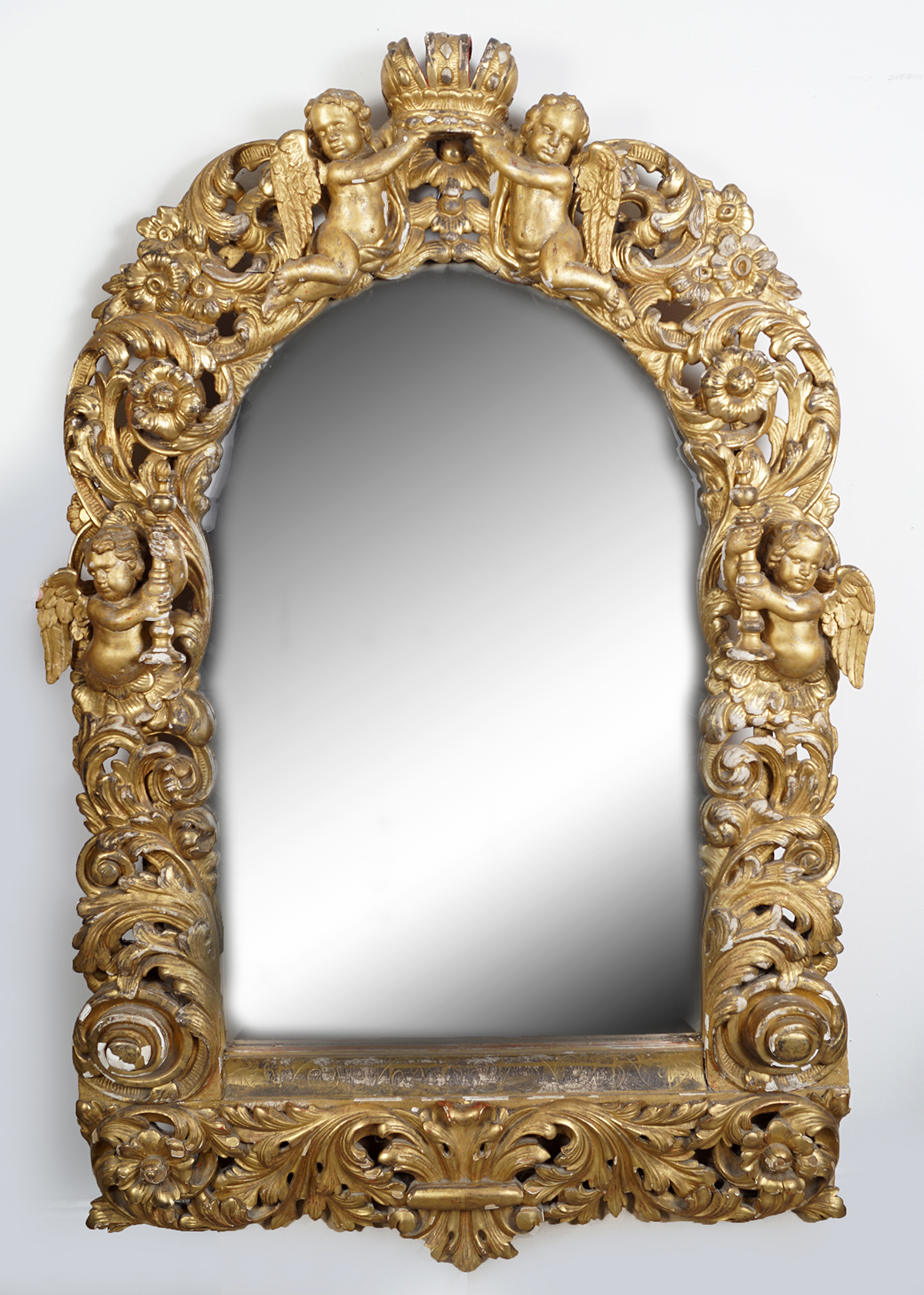 18TH CENTURY ITALIAN CARVED GILTWOOD MIRROR