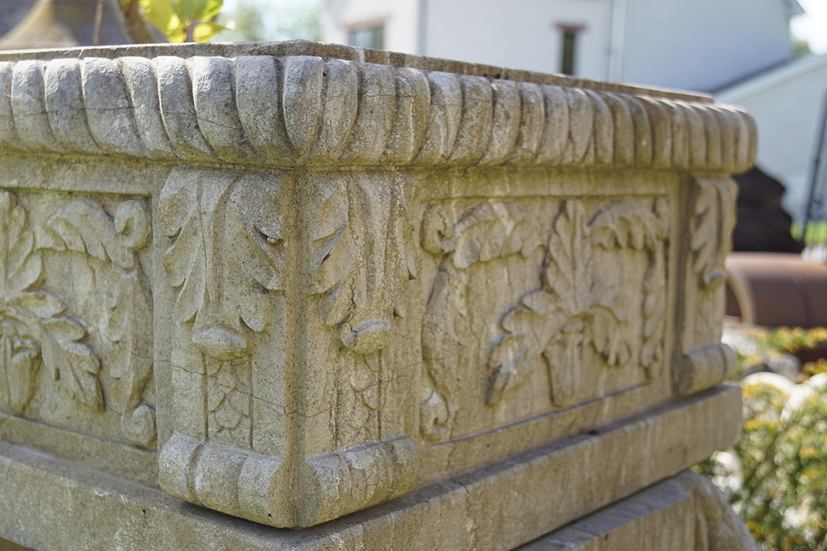 NEO-CLASSICAL LIMESTONE PLANTER - Image 4 of 4