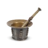 18TH CENTURY CHINESE BRONZE PESTLE & MORTAR