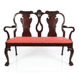 DUBLIN LATE 19TH-CENTURY MAHOGANY HALL SETTEE