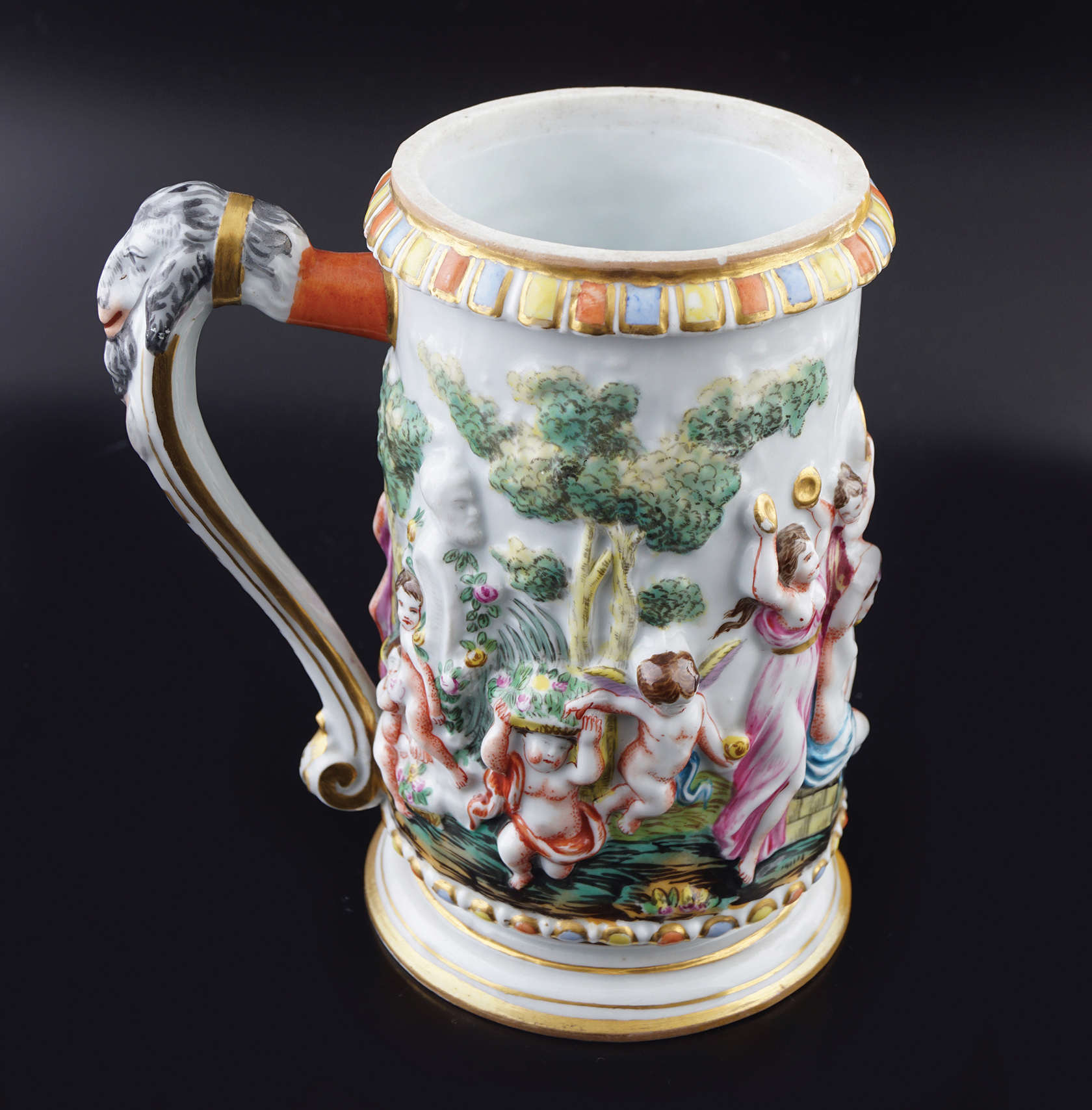 19TH-CENTURY CAPODIMONTE TANKARD