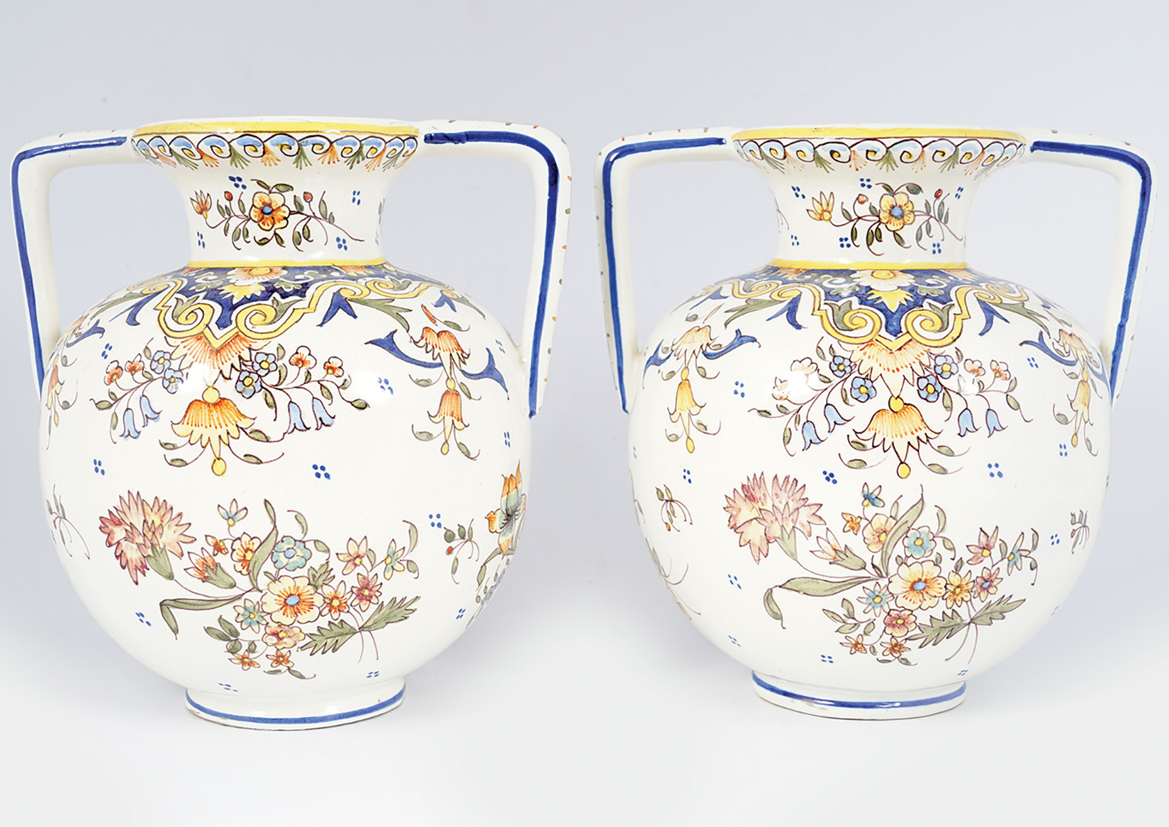 PAIR OF FAIENCE TREPORT ARMORIAL VASES - Image 5 of 5